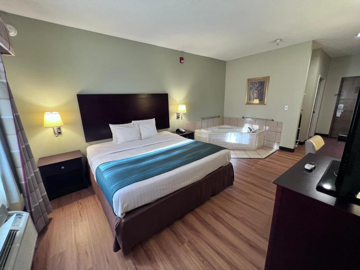 Americas Best Value Inn Wiggins Bagian luar foto