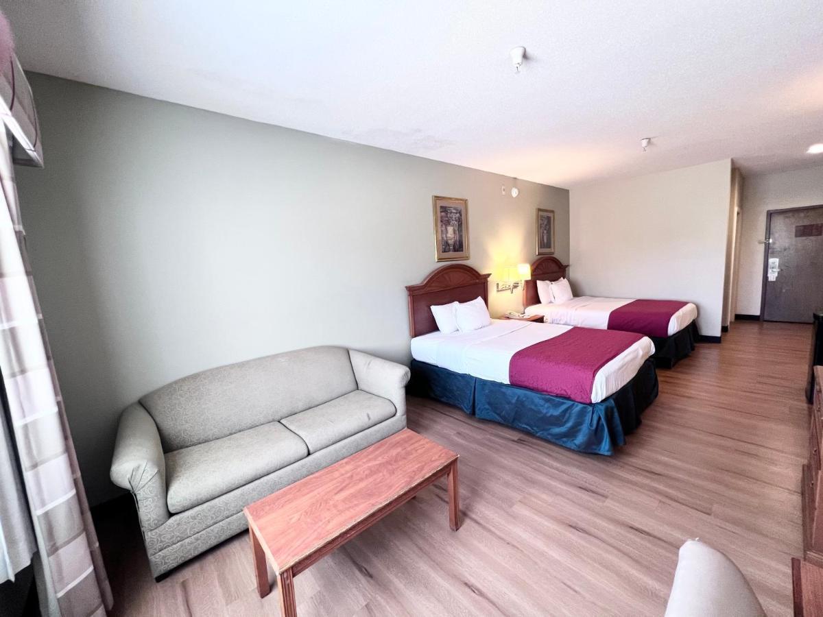 Americas Best Value Inn Wiggins Bagian luar foto
